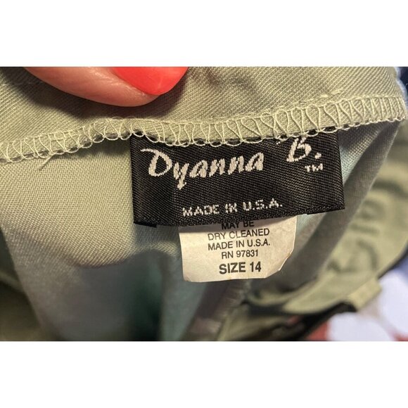 Dyanna B NWT Sage Green Pleated Pants Black Belt Sz 14 - Picture 6 of 7